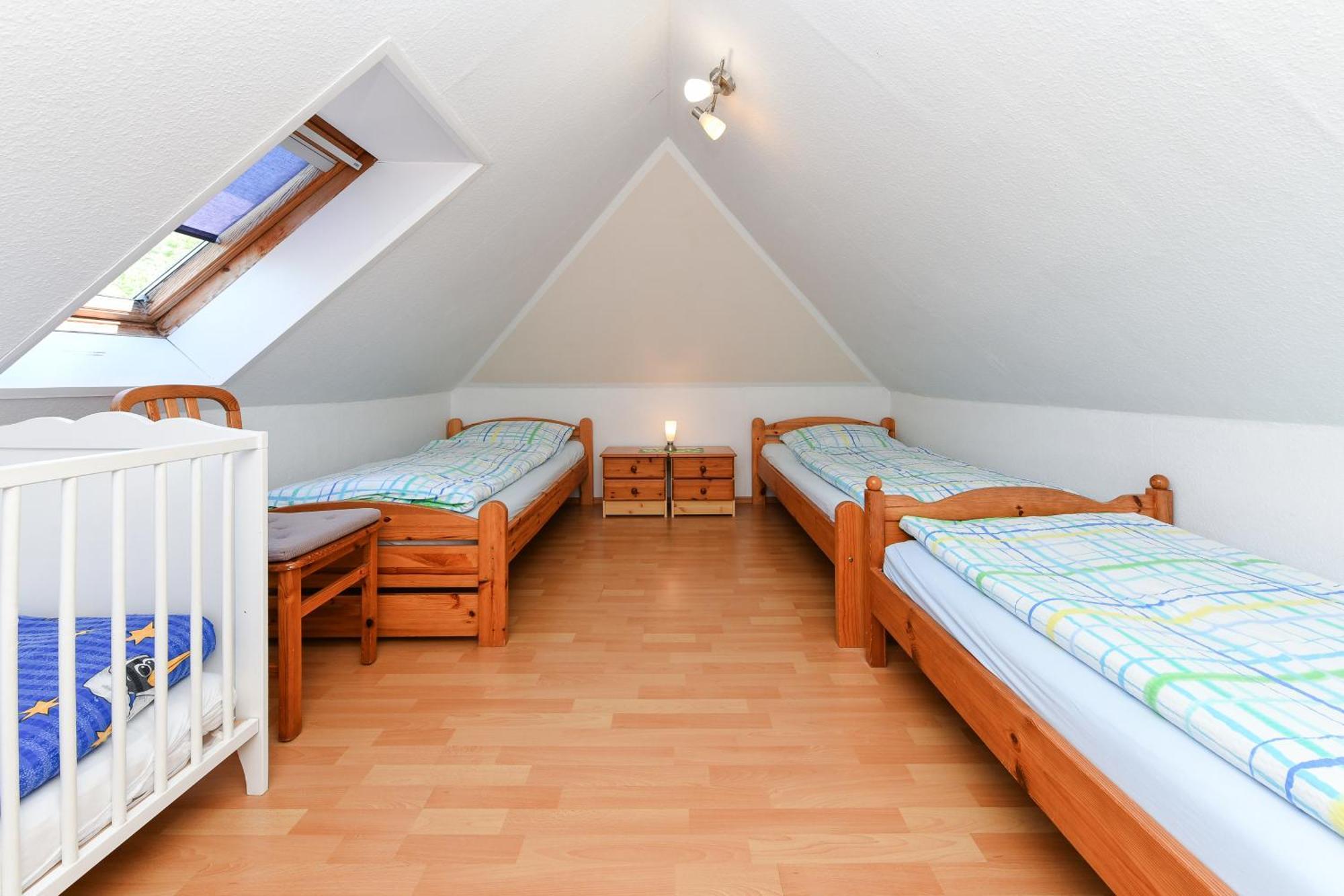 Ferienwohnungen Auf Dem Ferienhof Klein Husums Werdum Exterior foto